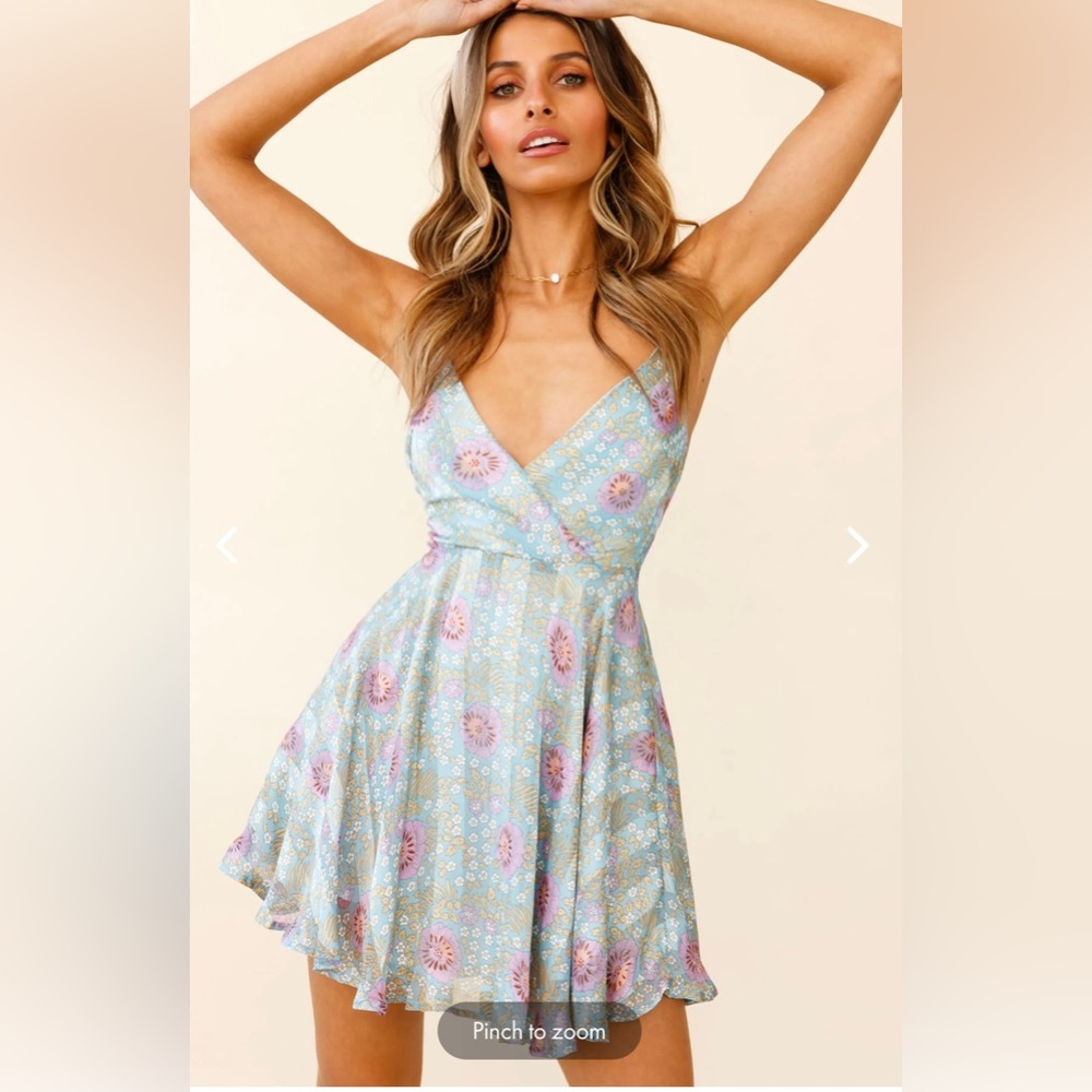 Selfie Leslie Dress